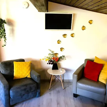 Schans Apartment *